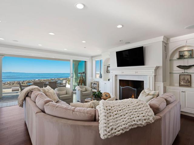 Apartment for rent in California
