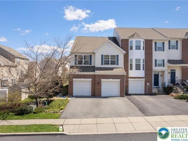 Townhouse for sale in Lehigh, Pennsylvania