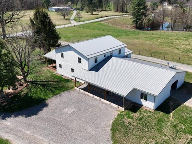 House for sale in Moatsville, West Virginia