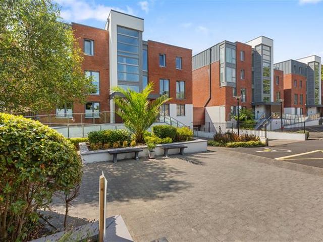 Apartment for sale in Bluebell, North Tipperary
