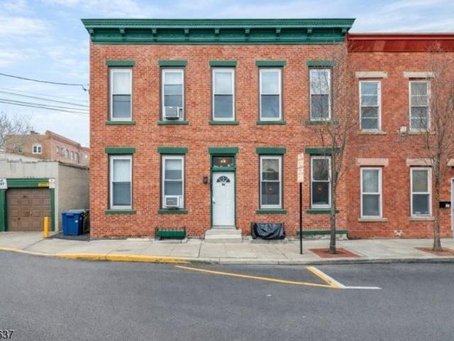 House for sale in Hudson, New Jersey