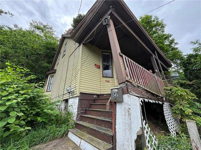 House for sale in Carnegie, Pennsylvania