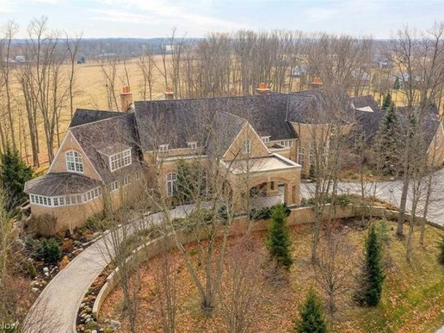 House for sale in Portage, Ohio