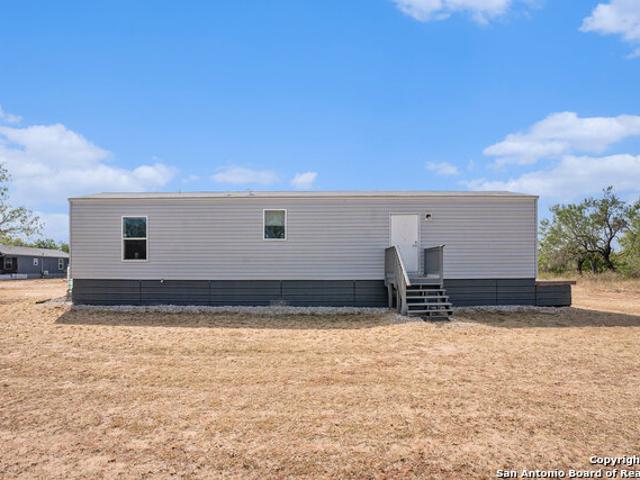 House for sale in Yancey, Texas