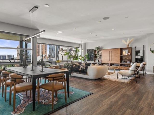 Condo for sale in Milwaukee, Wisconsin