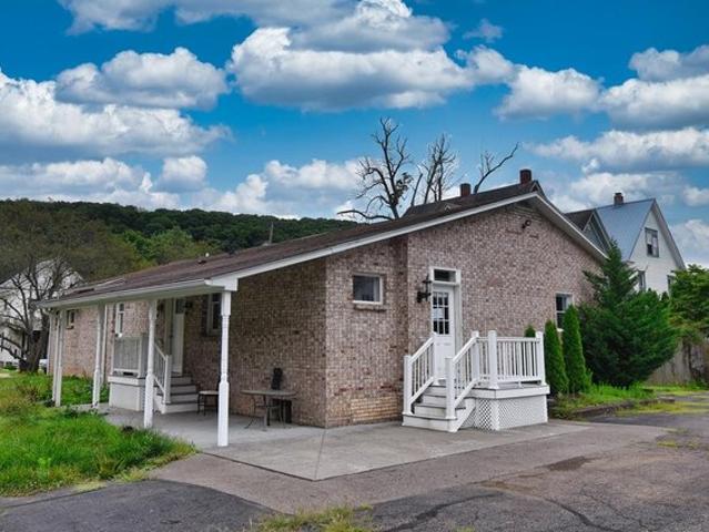 House for sale in Venango, Pennsylvania