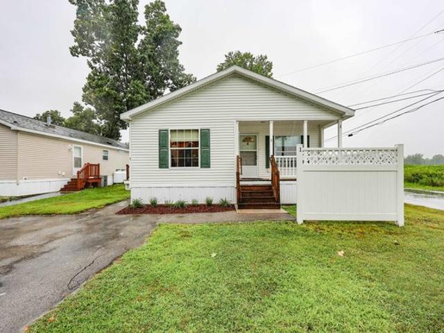 House for sale in New Hampshire