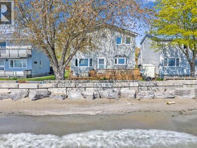 House for sale in Essex, Ontario
