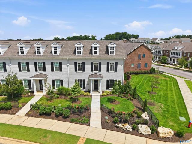 Townhouse for sale in Madison, Alabama