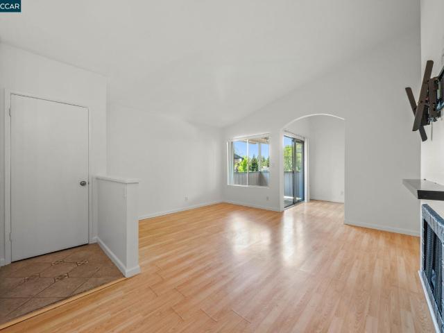 Condo for sale in Concord, Contra Costa County