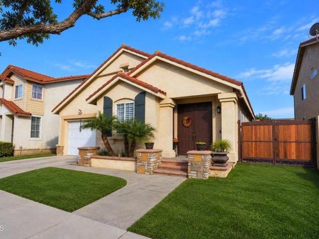 House for sale in Oxnard, Ventura County
