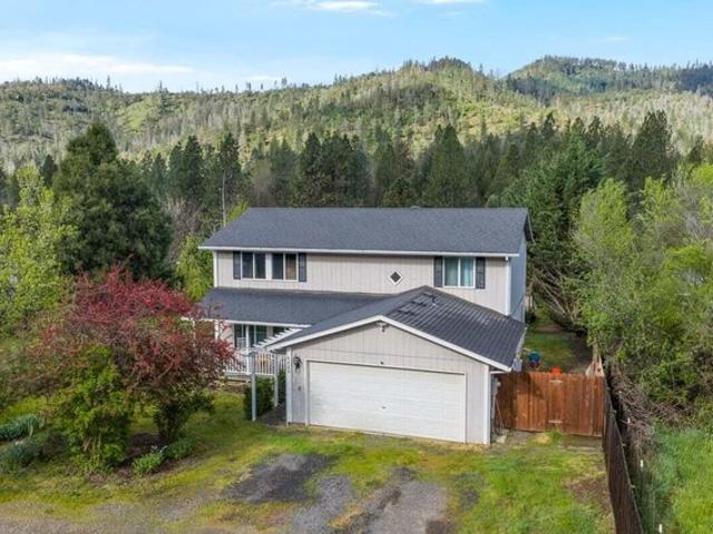 House for sale in Oregonia