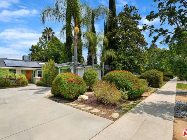 House for sale in Sherman Oaks Neighborhood Council District, Canoga Park