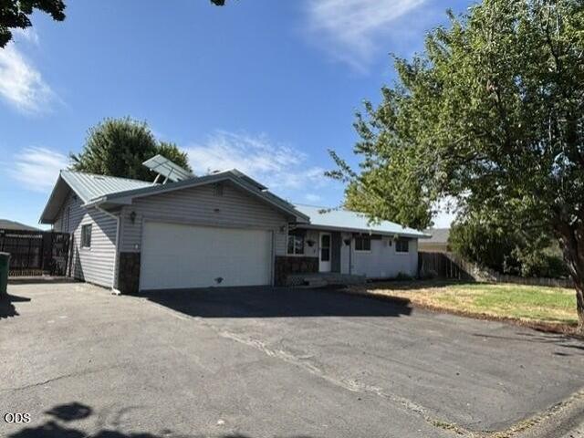 House for sale in Oregonia