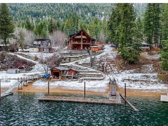 House for sale in Louis Creek, British Columbia