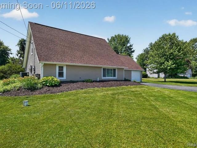 House for sale in Grand Blanc, Michigan