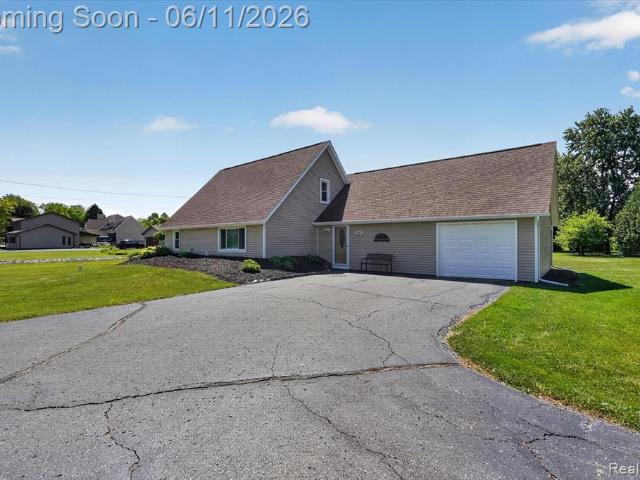 House for sale in Grand Blanc, Michigan