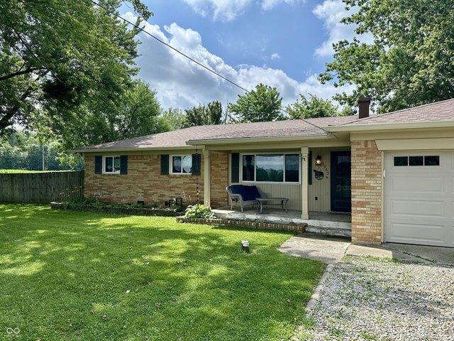 House for sale in New Palestine, Indiana