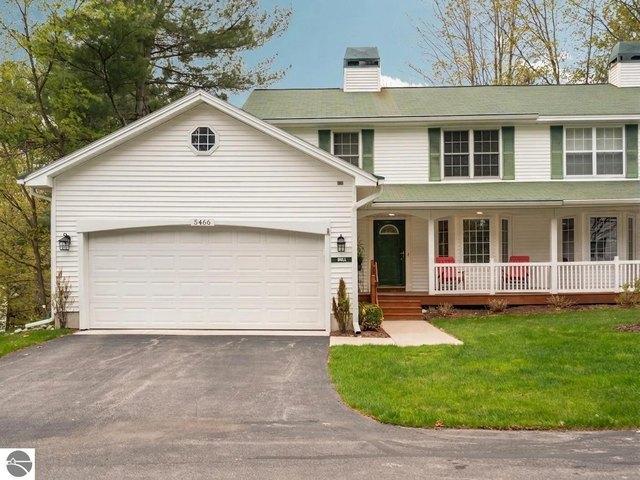 Townhouse for sale in Williamsburg, Michigan