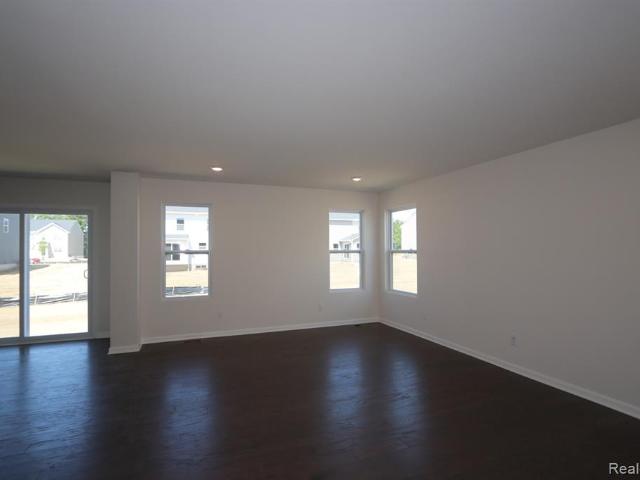 House for sale in New Baltimore