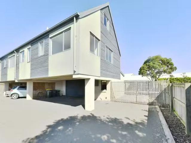 House for sale in Linwood, Linwood-Central-Heathcote Community