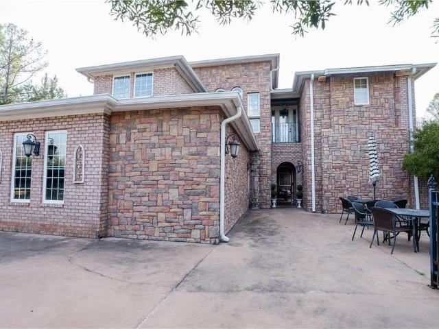 House for sale in Demopolis, Alabama