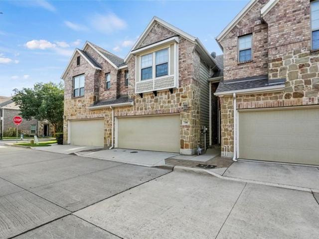 Townhouse for sale in Richardson, Texas