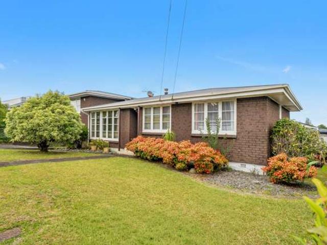 House for sale in Mount Roskill