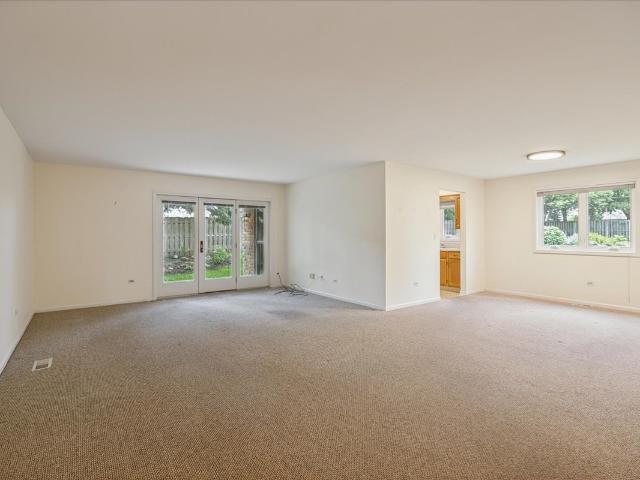 Condo for sale in La Grange, Illinois