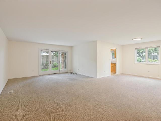 Condo for sale in La Grange, Illinois