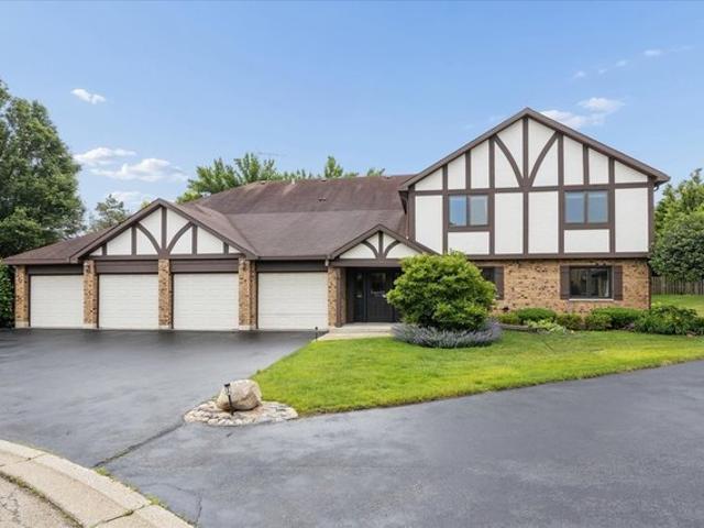 Condo for sale in La Grange, Illinois
