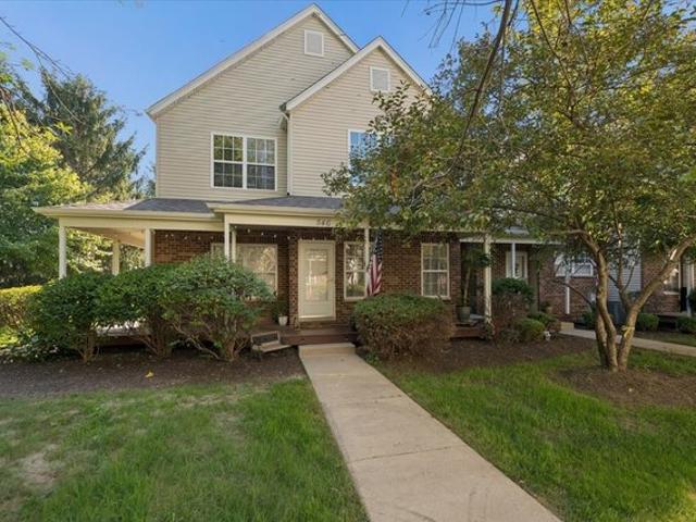 Condo for sale in Sycamore, Illinois