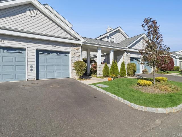 Condo for sale in Centereach, New York