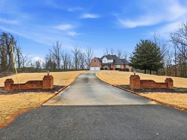 House for sale in Gardendale, Alabama