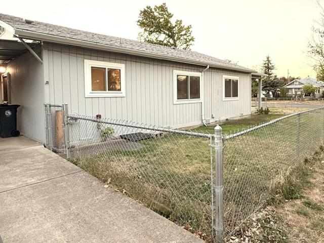 House for sale in Central Point, Oregon