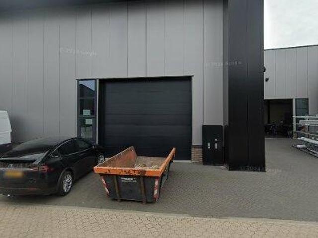Bedrijfspand te huur in Wekerom, Gelderland