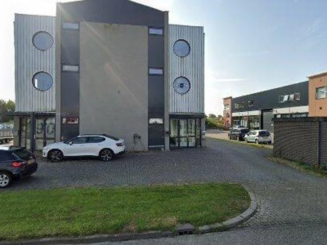 Bedrijfspand te huur in Uithoorn, Noord Holland