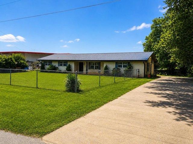 House for sale in Shelby, Texas
