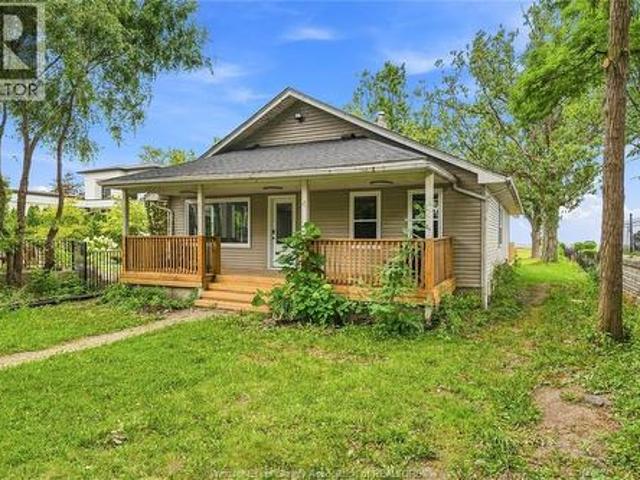House for rent in Lakeshore, Ontario