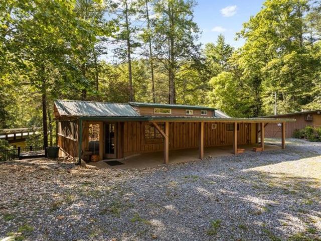 House for sale in Suches, Union County