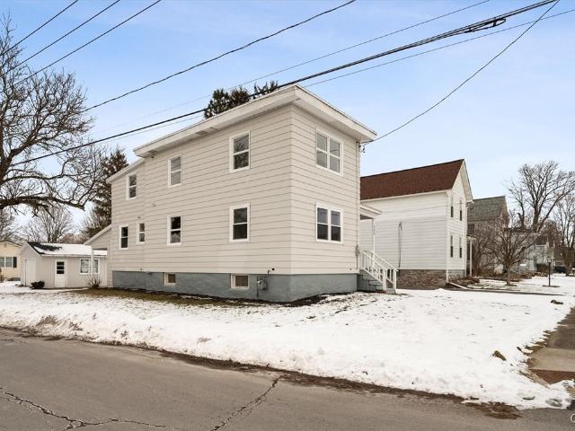 House for sale in Oneida, New York