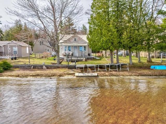 House for sale in Gulliver, Michigan