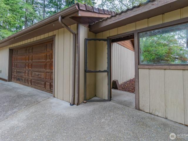 House for sale in Allyn, Washington