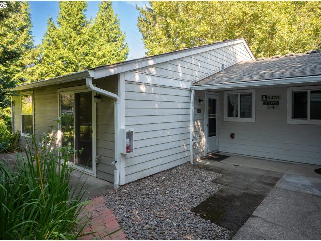 Condo for sale in Oregonia