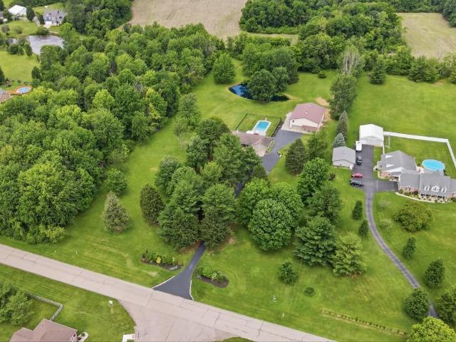 House for sale in Harveysburg, Ohio
