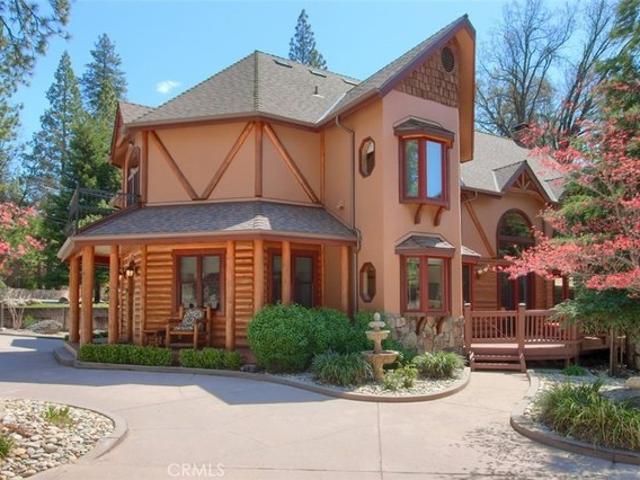 House for sale in Bass Lake, California