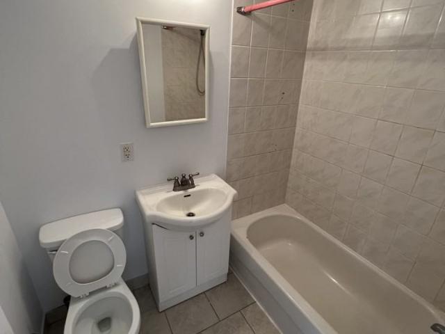 Apartment for rent in Cote-saint-luc, Quebec