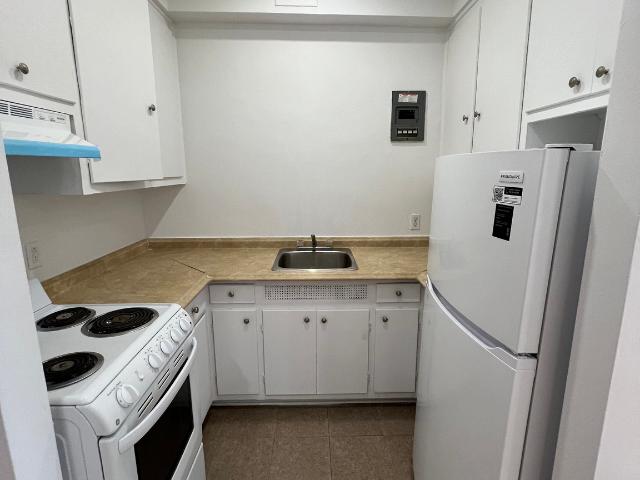 Apartment for rent in Cote-saint-luc, Quebec