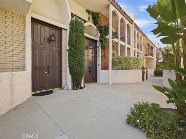 Townhouse for sale in Encino Neighborhood Council District, Canoga Park