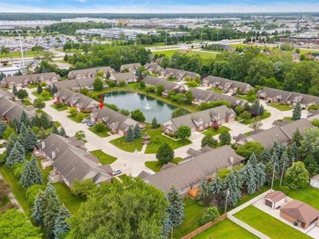 Condo for sale in Sterling Heights, Michigan